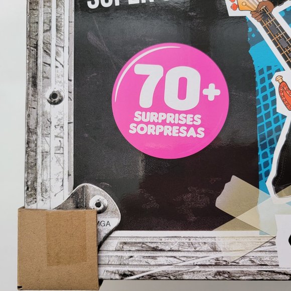 VERY LARGE! LOL Rock Bands Super Surprise box with 70+, new, retired L.O.L - Picture 9 of 10